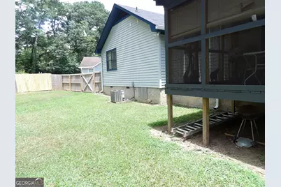 233 Leafwood Lane, Riverdale, GA 30274 - Photo 3