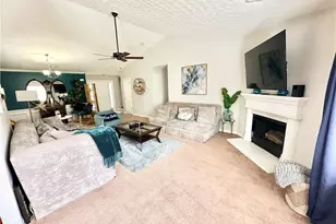 5502 Walnut Ln, Lithonia, GA 30038 - Photo 9
