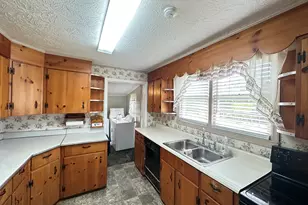 17 2nd St, McRae-Helena, GA 31037 - Photo 13