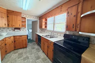 17 2nd St, McRae-Helena, GA 31037 - Photo 9