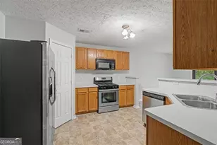 2927 Jim Owens Rd, Kennesaw, GA 30152 - Photo 17