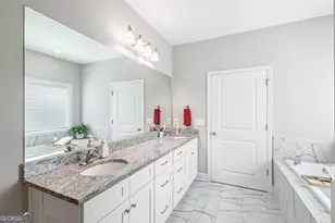 509 Lago Ct, Lagrange, GA 30241 - Photo 13