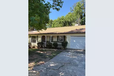 126 Oak Circle, Stockbridge, GA 30281 - Photo 1