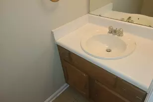 8010 Woodlake Dr, Riverdale, GA 30274 - Photo 5