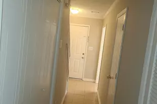 8010 Woodlake Dr, Riverdale, GA 30274 - Photo 19