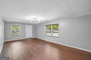 1042 Main St, Whitesburg, GA 30185 - Photo 7