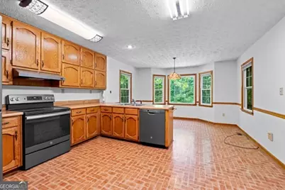 290 Kari Glen Drive, Fayetteville, GA 30215 - Photo 9