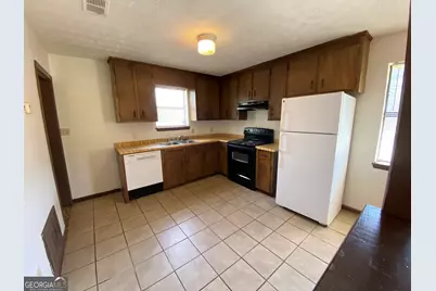 129 Tanglewood Drive #B, Monroe, GA 30656 - Photo 7