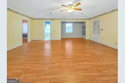203 Debbie Drive, Statesboro, GA 30458 - Photo 15