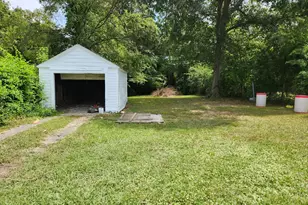 11 S Elm St SW, Rome, GA 30165 - Photo 13