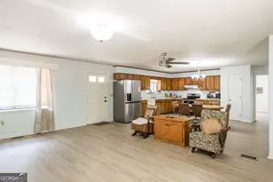 3113 Ware St, Blackshear, GA 31516 - Photo 15