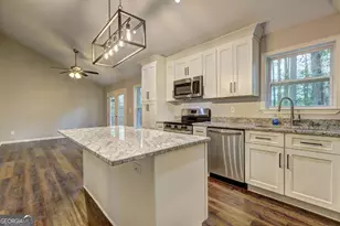 641 Ragsdale Rd, Sharpsburg, GA 30277 - Photo 17