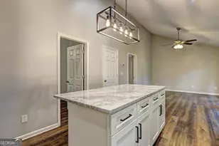641 Ragsdale Rd, Sharpsburg, GA 30277 - Photo 5