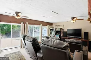 409 Leigh Ct, Stockbridge, GA 30281 - Photo 23