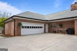 160 Victoria Dr, Fayetteville, GA 30214 - Photo 3