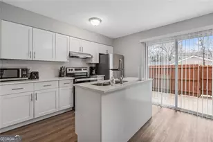1749 Hawthorne Ave, College Park, GA 30337 - Photo 11