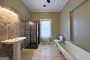 417 Central Pl, Valdosta, GA 31601 - Photo 13