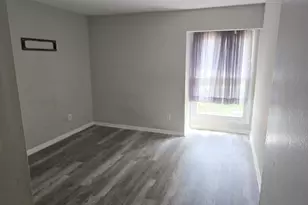 6073 Regent Manor, Lithonia, GA 30058 - Photo 9