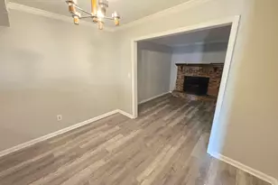 6073 Regent Manor, Lithonia, GA 30058 - Photo 5