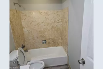 6073 Regent Manor, Lithonia, GA 30058 - Photo 11