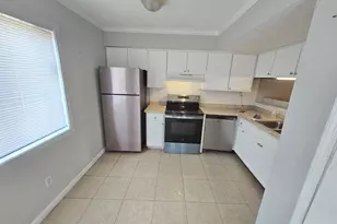 6073 Regent Manor, Lithonia, GA 30058 - Photo 3