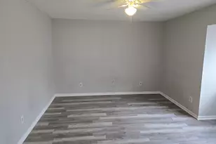 6073 Regent Manor, Lithonia, GA 30058 - Photo 7