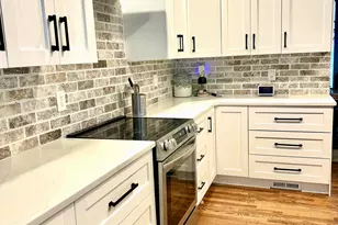 226 Prestwick Dr, Hoschton, GA 30548 - Photo 3
