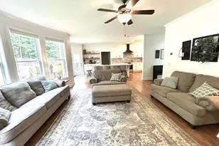 226 Prestwick Dr, Hoschton, GA 30548 - Photo 15