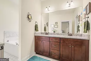 239 Dixon Cir, Williamson, GA 30292 - Photo 13