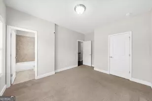 1097 Township Square, Alpharetta, GA 30022 - Photo 27