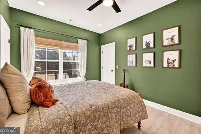 1306 E Waldburg Street, Savannah, GA 31404 - Photo 23
