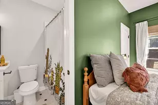 1306 E Waldburg St, Savannah, GA 31404 - Photo 27