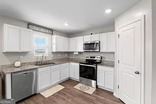 238 Isabella Way, Byron, GA 31008 - Photo 13