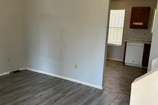5588 Fairington Pl, Lithonia, GA 30038 - Photo 3