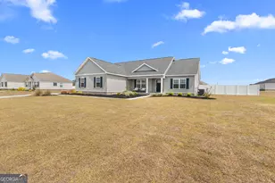 608 Fescue Dr, Statesboro, GA 30458 - Photo 3
