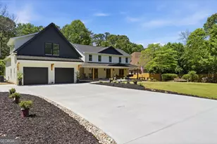 3685 High Green Dr, Marietta, GA 30068 - Photo 3