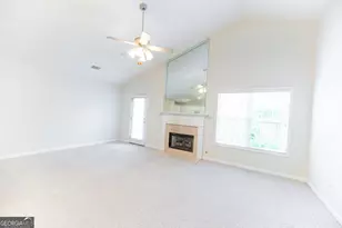 40 Courtyard Ln, Newnan, GA 30265 - Photo 9