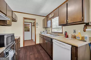 1894 Athens Rd, Carnesville, GA 30521 - Photo 13
