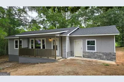 700 New Street, Eatonton, GA 31024 - Photo 1