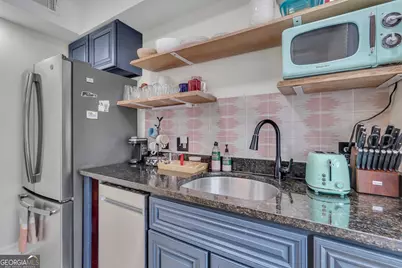 525 E Gwinnett Street #B, Savannah, GA 31401 - Photo 9