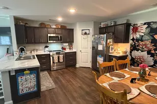 100 Auburn Cir, Glennville, GA 30427 - Photo 3
