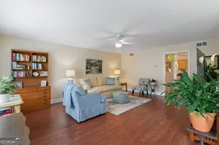 1000 Mallery St, Saint Simons, GA 31522 - Photo 9