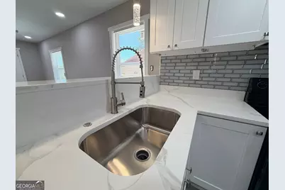 412 Holloway Avenue, Albany, GA 31701 - Photo 3