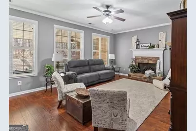 310 Persimmon Drive, Sharpsburg, GA 30277 - Photo 9