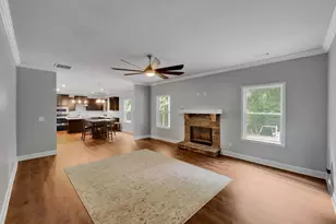 1672 Carriage Ct, Monroe, GA 30656 - Photo 9