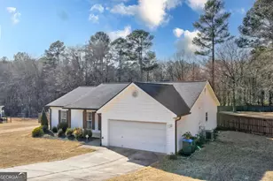 139 Indian Springs Dr, Jefferson, GA 30549 - Photo 3
