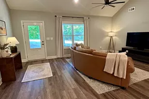 39 Harpers Run, Carrollton, GA 30117 - Photo 7