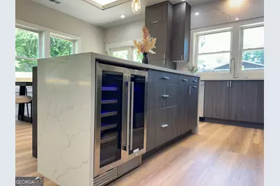 1318 Pine Avenue, Atlanta, GA 30344 - Photo 5