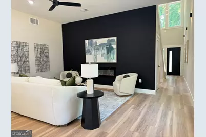 1318 Pine Avenue, Atlanta, GA 30344 - Photo 3