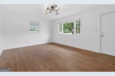 207 Buena Vista Street, Winder, GA 30680 - Photo 5